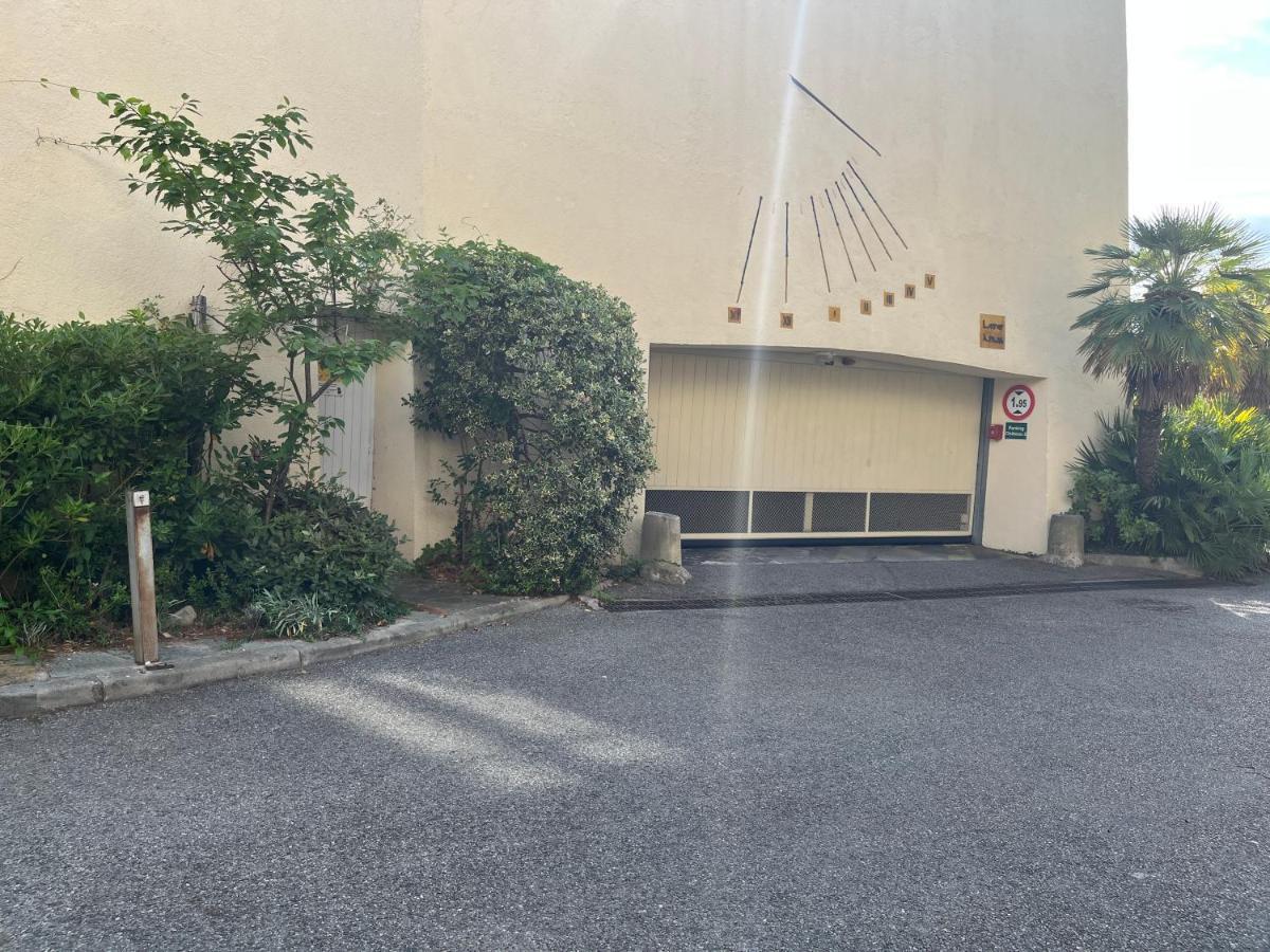 Village Typique - Piscine - Grande Terrasse Ombragee - Logement Climatise 무젱 외부 사진